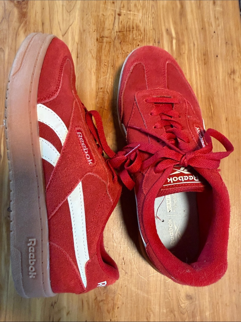 Reebok women’s  Red Suede Sneakers with White Stripe